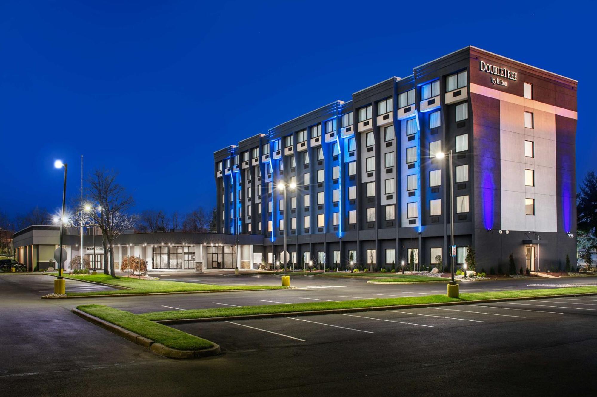 Doubletree By Hilton Monroe Township Cranbury Hotel Rossmoor Ngoại thất bức ảnh