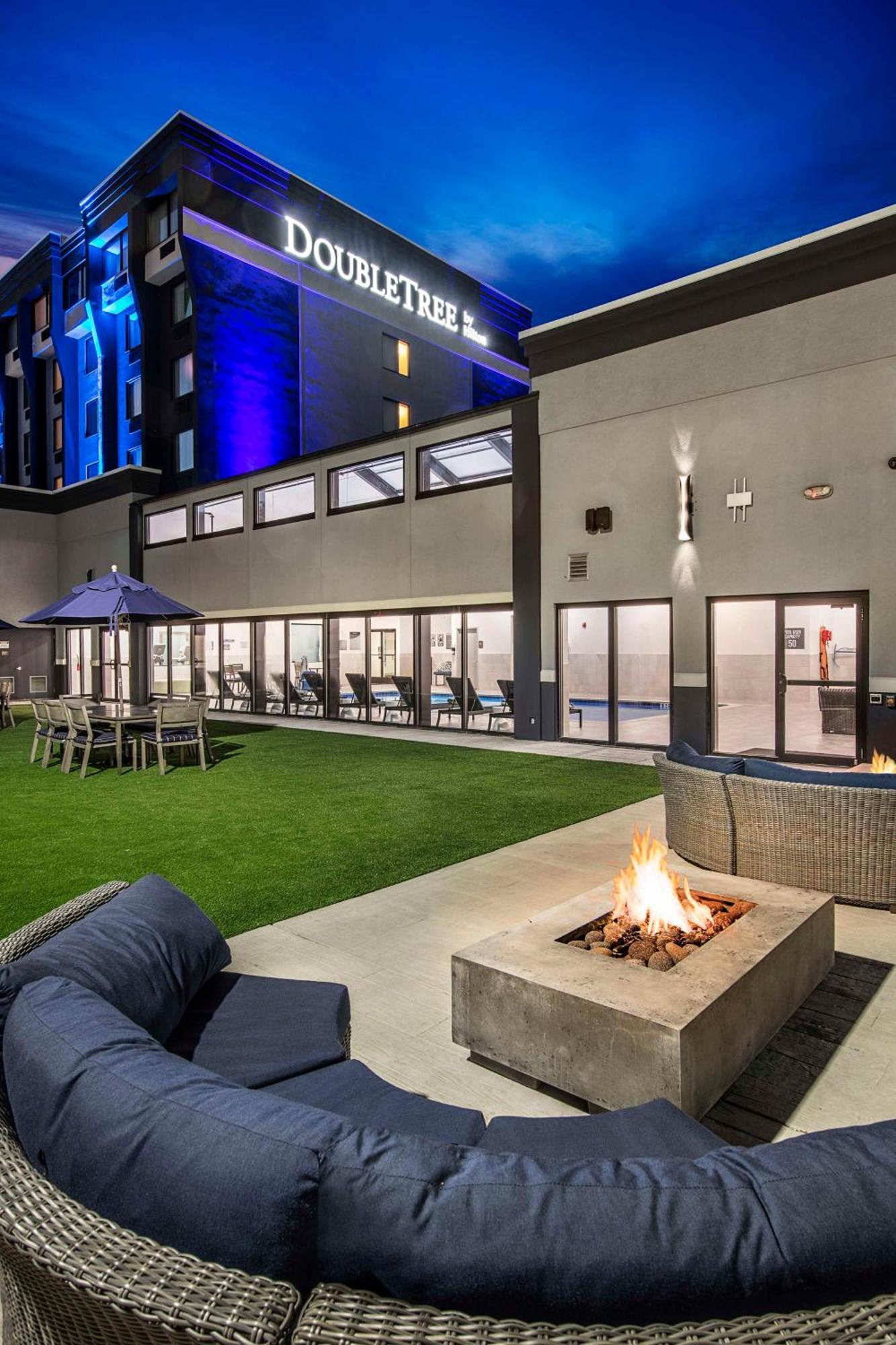 Doubletree By Hilton Monroe Township Cranbury Hotel Rossmoor Ngoại thất bức ảnh